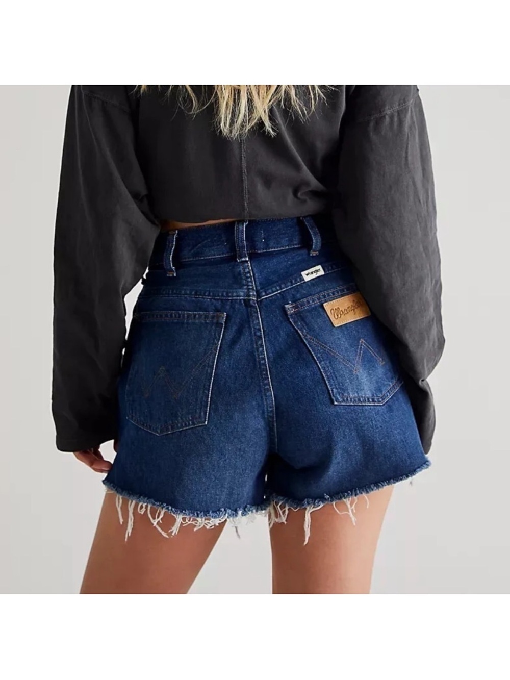 Wrangler High-Rise festival Dark Blue Denim Cutoff Shorts 25